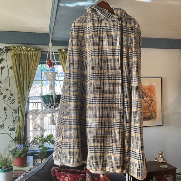 Vintage Wool Hooded Reversible Tartan Plaid Cape - Picture 2 of 12